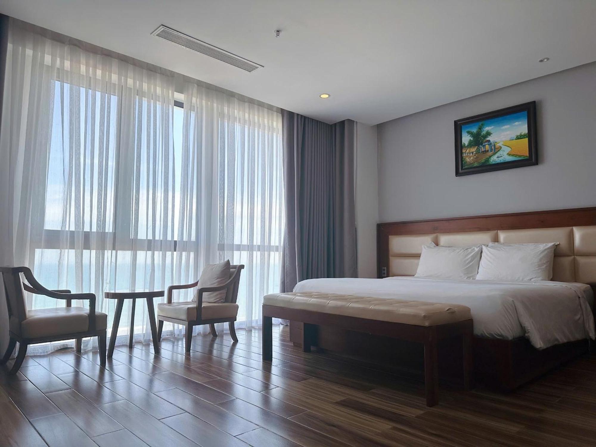 Alisia Beach Hotel Дананг Экстерьер фото