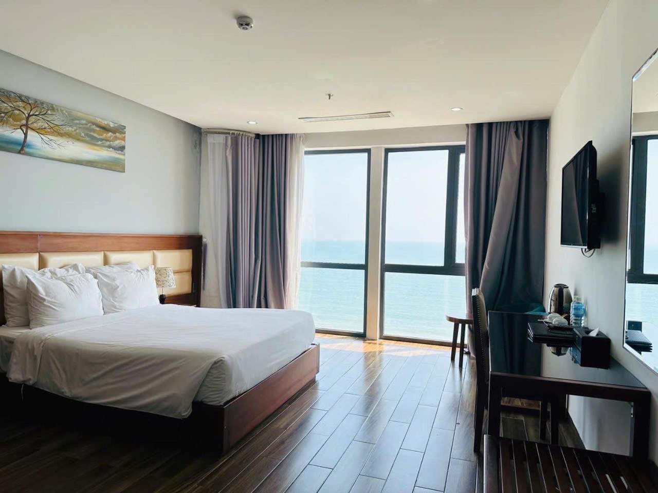 Alisia Beach Hotel Дананг Экстерьер фото