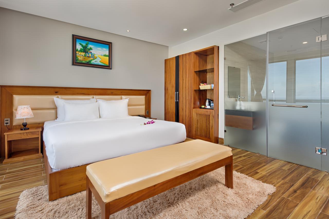 Alisia Beach Hotel Дананг Экстерьер фото